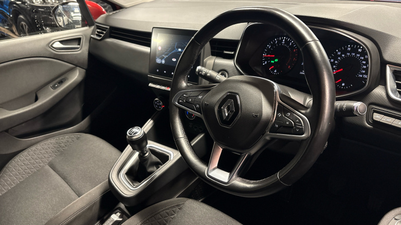 Renault Clio 1.0 TCe 100 Iconic 5dr Petrol Hatchback